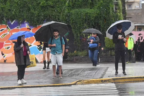 Rige una alerta amarilla en ocho provincias: ¿a qué hora comenzarán las tormentas?