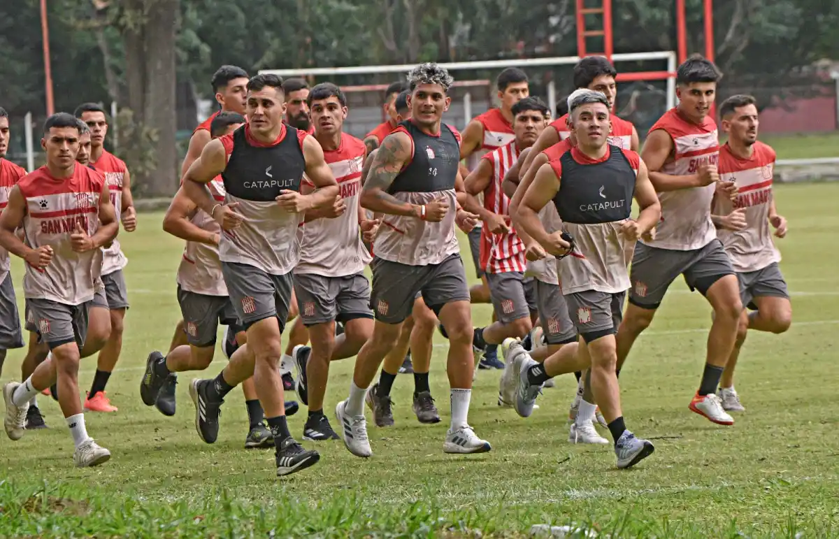 EN MOVIMIENTO. El plantel 