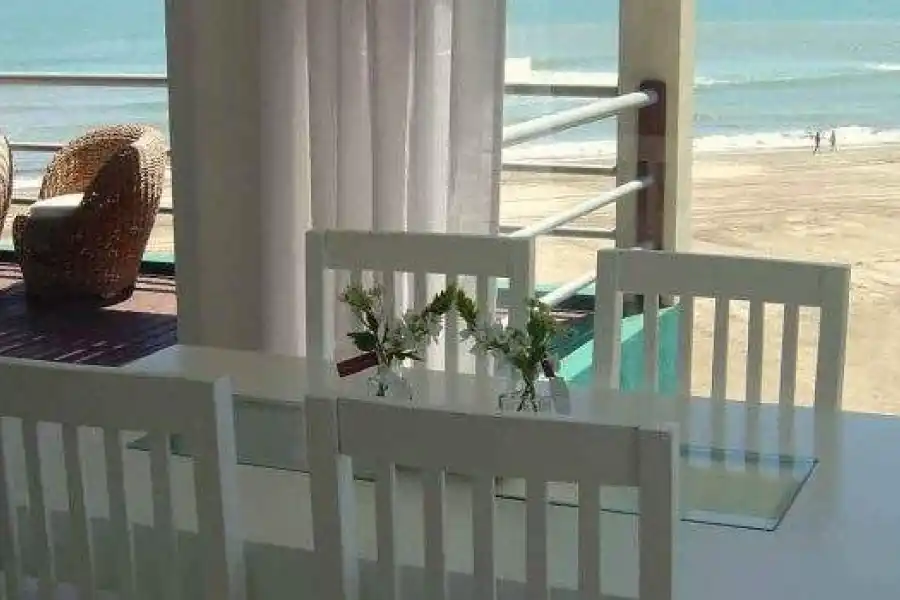 Una familia necesita $1,5 millones de base para hospedarse en Pinamar en las vacaciones 2025