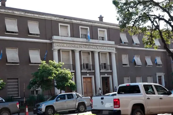 600x400_imputaron-chofer-aplicacion-asaltar-mujer-esperaba-colectivo-1066085-172406.webp