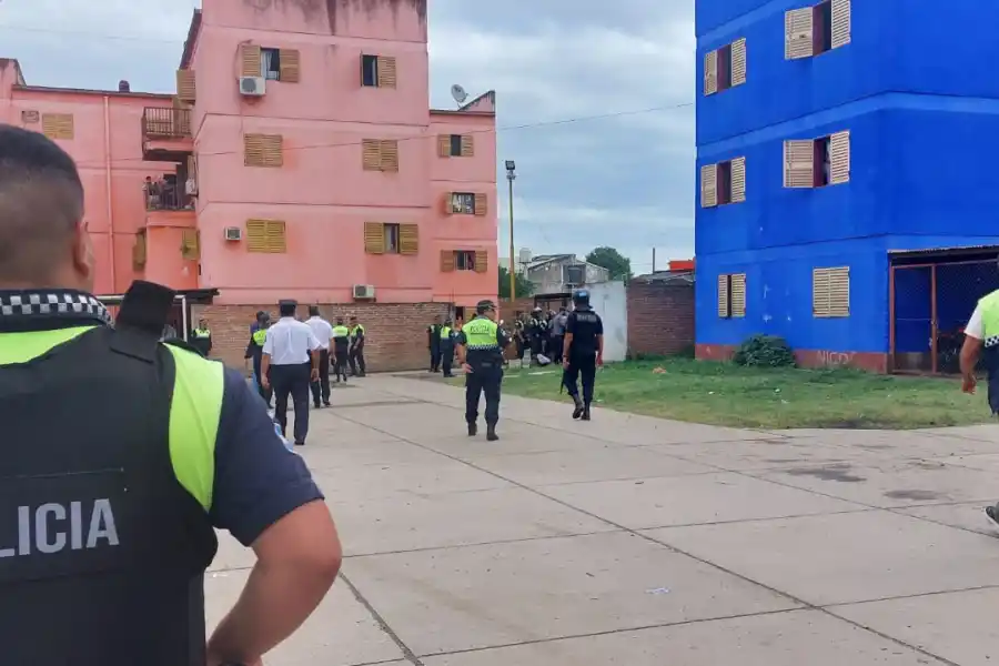 “Chuky” estuvo detenido dos horas luego de un fuerte operativo en el barrio Oeste II