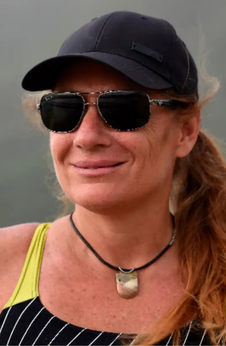 Son nadadores de aguas abiertas, entrenan en El Cadillal y se preparan para cruzar el Río de La Plata