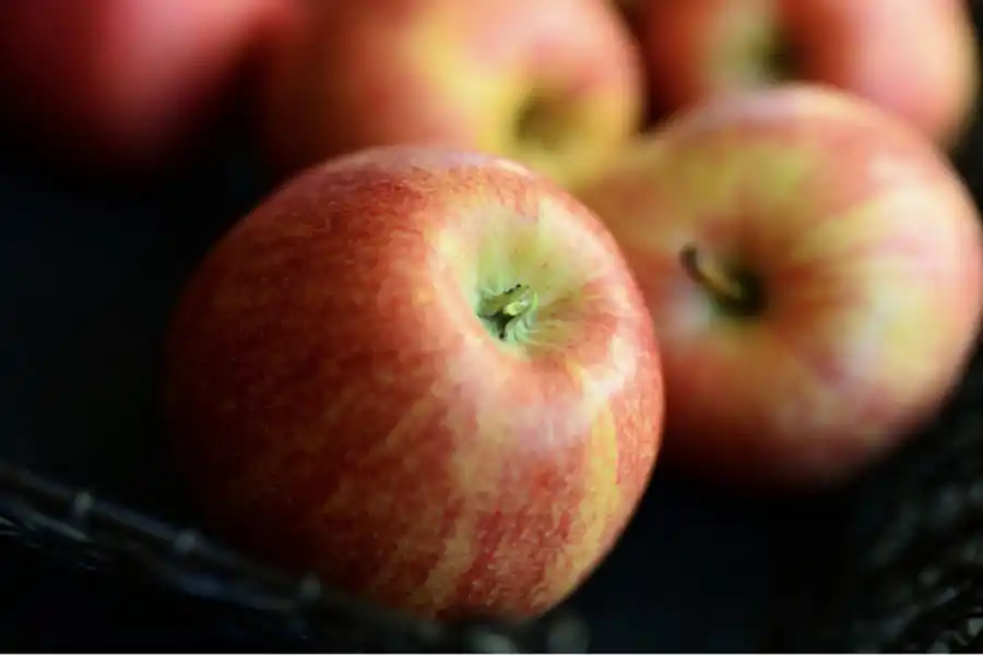 La manzana es un remedio magnífico para obtener nutrientes y mejorar la salud