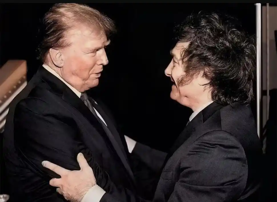 APOYO LOCAL. Milei ya visitó a Trump y viajará para su asunción.