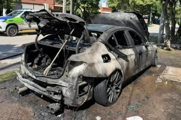Ataque en Yerba Buena: confirman que el incendio de un auto de alta gama fue intencional