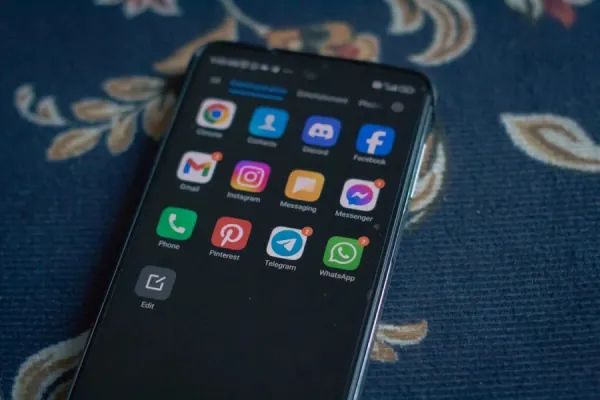 WhatsApp: cómo desactivar la llegada de mensajes sin desconectarse de internet ni usando datos móviles