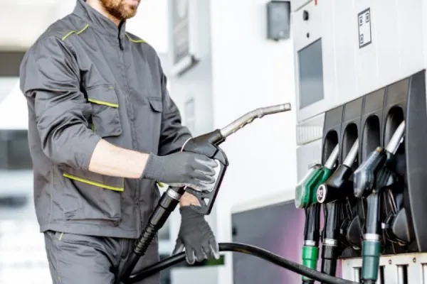 ¿Cuánto gana un empleado de estación de servicio en Tucumán en enero de 2025?