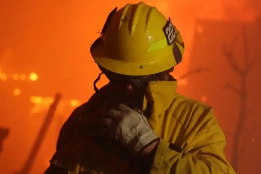 California: impresionantes imágenes del avance de los incendios forestales