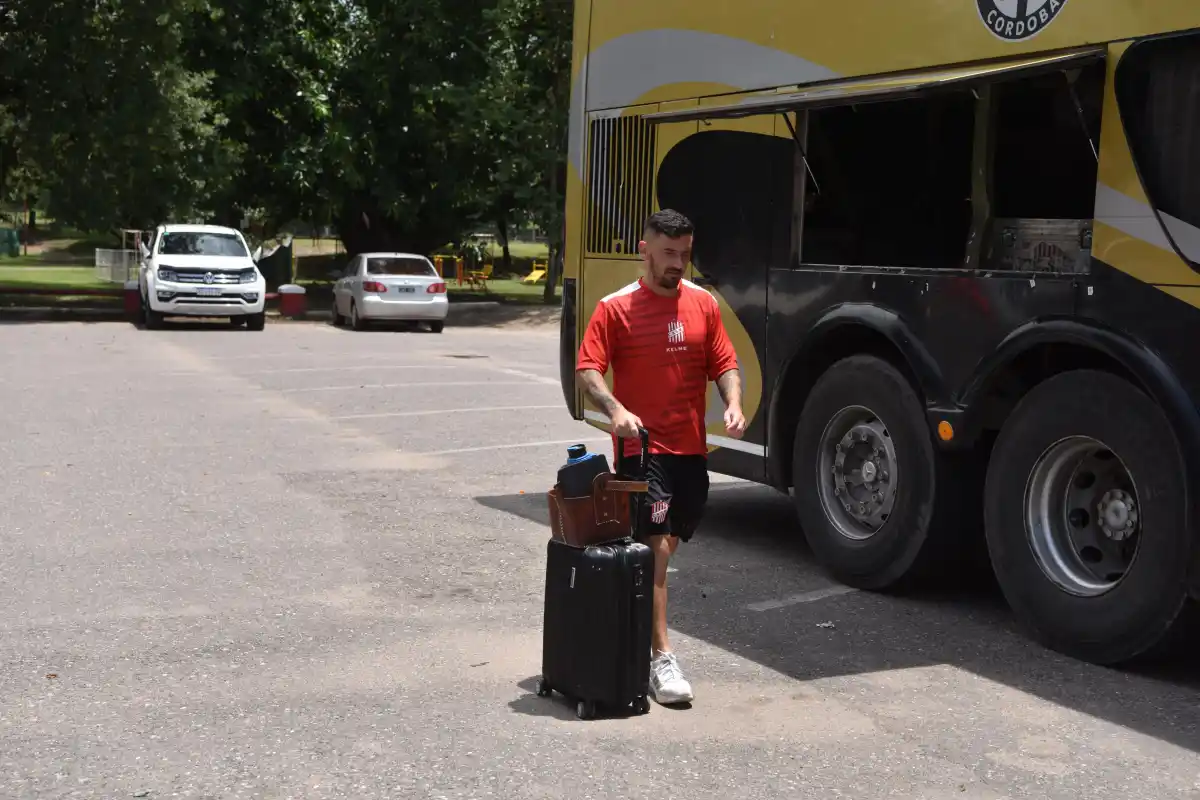 NUEVA ETAPA. Juan Cuevas llegó a un acuerdo y seguirá vistiendo la camiseta del 