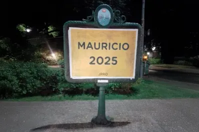 Aparecieron los primeros afiches que postulan a Macri en la Ciudad de Buenos Aires: Mauricio 2025