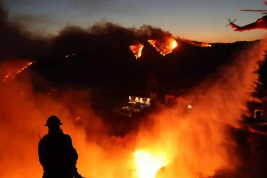 Incendios en California: el príncipe Harry y Meghan abren su mansión para los evacuados