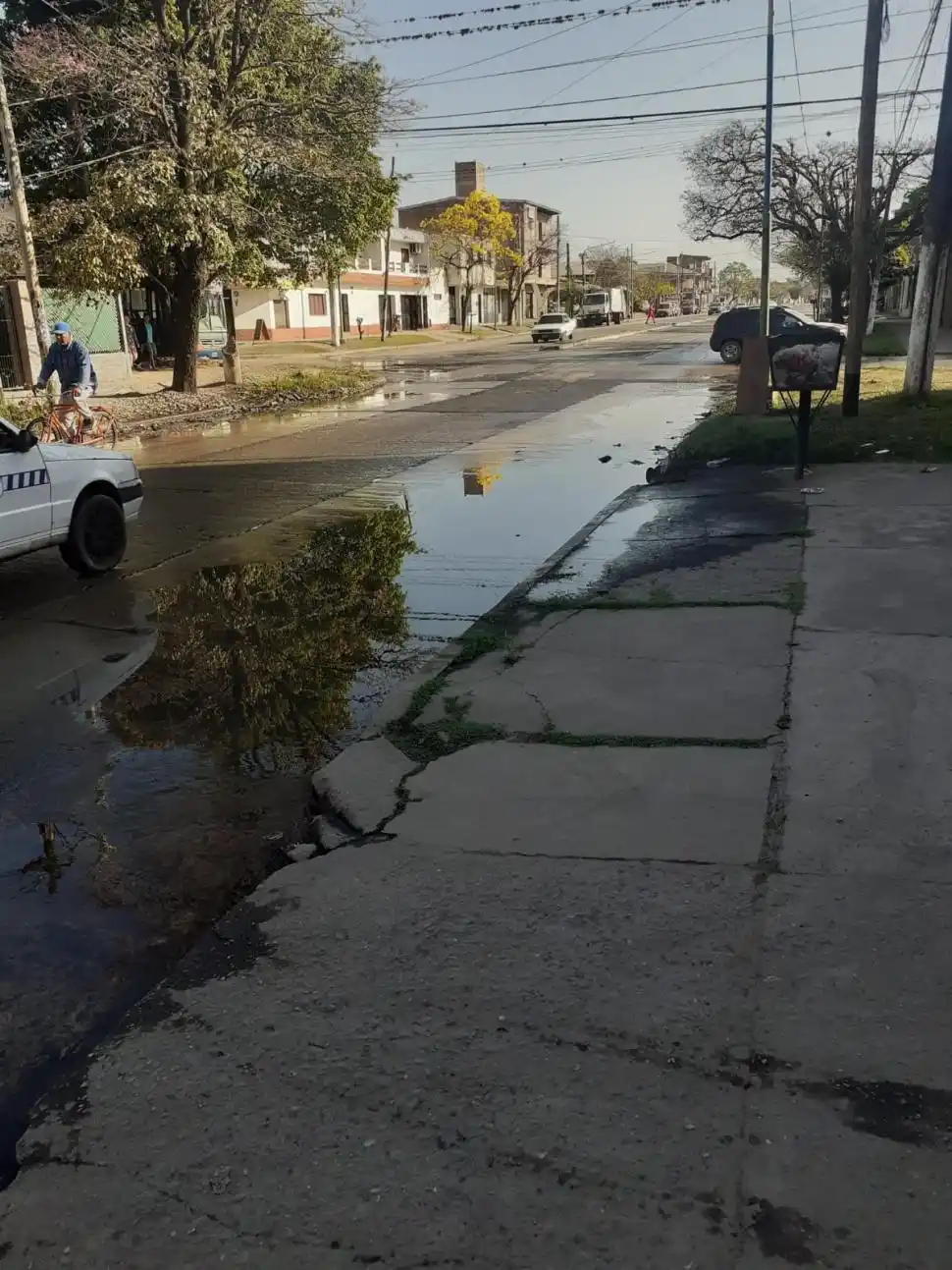 LA GACETA en WhatsApp: un mojón con historia y un intento de robo