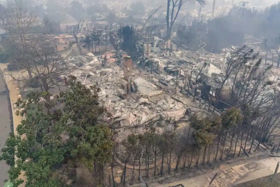 Incendios en California: el impactante antes y después de las casas de los famosos arrasadas por el fuego