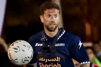 “Papu” Gómez volvió a jugar al fútbol después de la sanción por doping