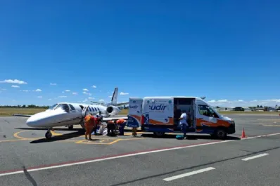 Tucumán: trasladaron en el avión sanitario a una menor de 8 años