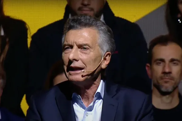 Dura respuesta del Gobierno a Mauricio Macri tras las críticas a Javier Milei por la obra pública