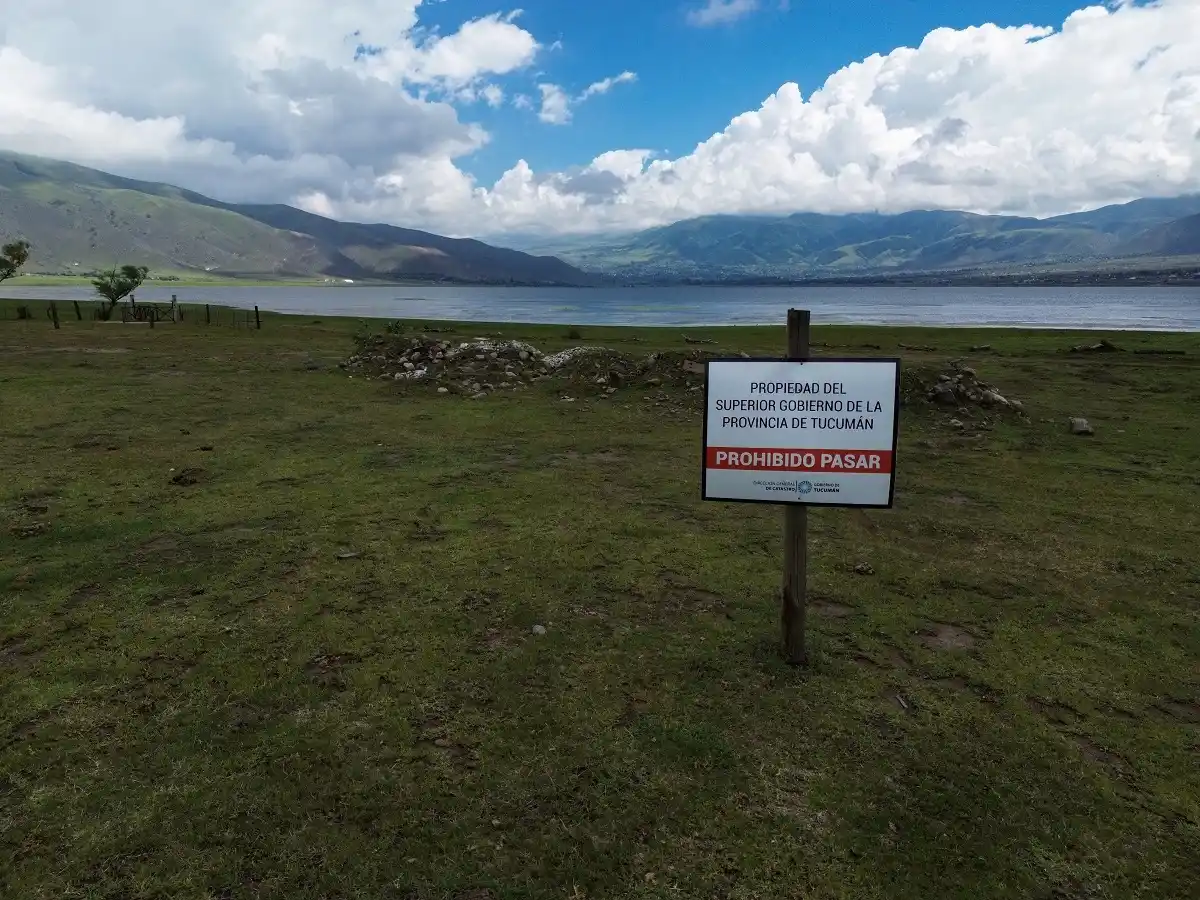 LA ZONA. Una vista general del lugar donde se produjeron las usurpaciones de terrenos, abriendo un caso que genera polémicas.
