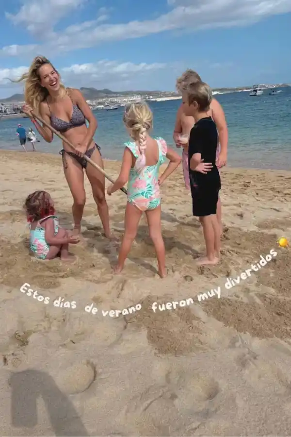 Luisana Lopilato junto a sus cuatro hijos: Noah, Elías, Vida y Cielo