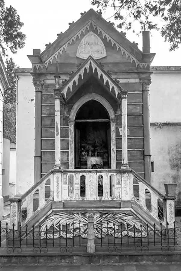 SEPULCRO. El importante mausoleo de la familia de Ramón Iriarte.