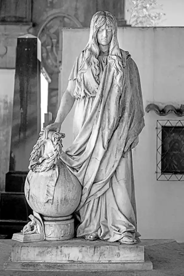 IN MEMORIAM. Dedicada al “malogrado joven Ignacio Colombres”.