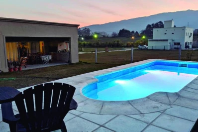 ¡Refrescá tu verano con Piletas Dino! Calidad tucumana y 10 años de garantía