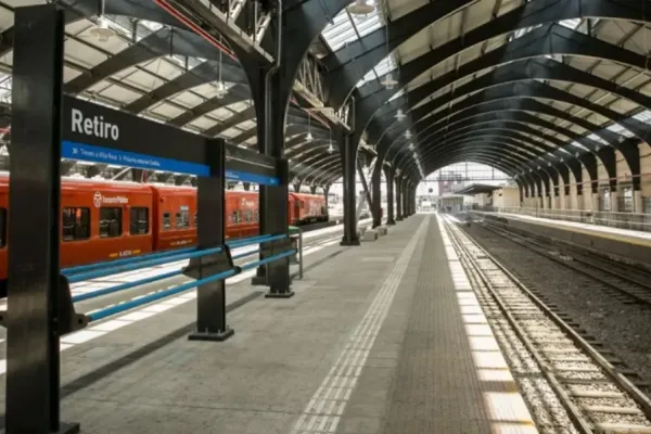 Trenes: el sindicato La Fraternidad anunció un paro para el martes 28 de enero