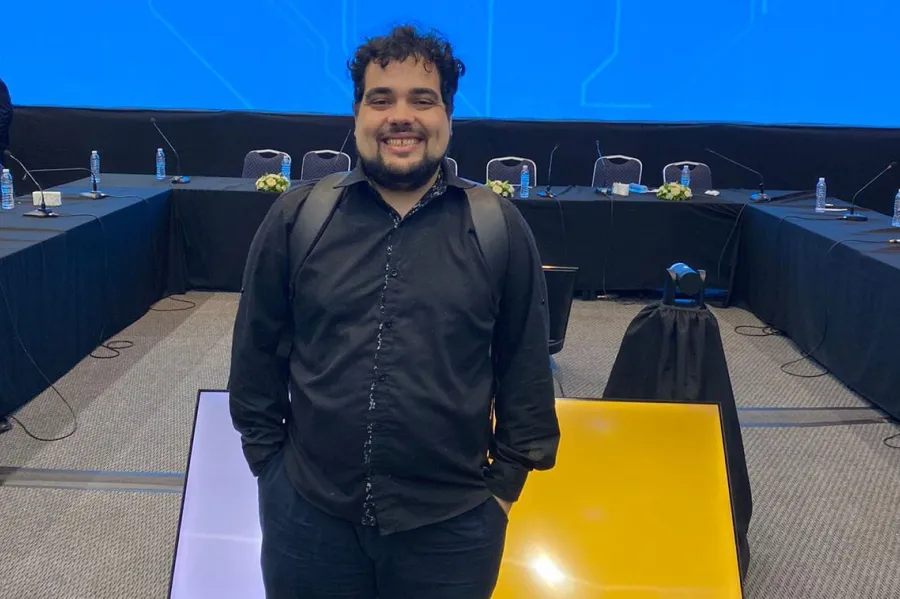 EL REFERENTE DE LA EMPRESA. Rodrigo Aunins es cofundador y CEO de Hi Fénix. / CORTESÍA: FACUNDO CASTRO. 