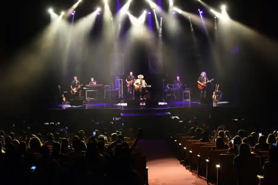 EN EL MERCEDES SOSA. Abel Pintos, durante su presentación en Tucumán en 2021.