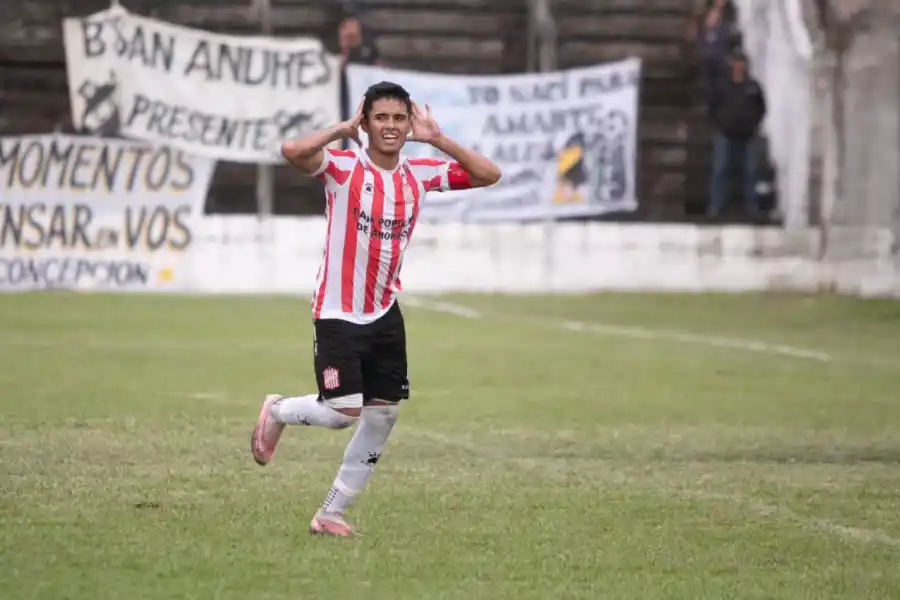 De las inferiores a la Primera: la lucha por un debut en San Martín