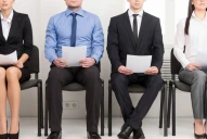 El color que nunca debemos vestir en una entrevista laboral, según un estudio de recursos humanos
