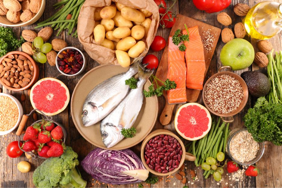Cuidar el hígado en vacaciones de verano: estos son la alimentación y los ejercicios más convenientes
