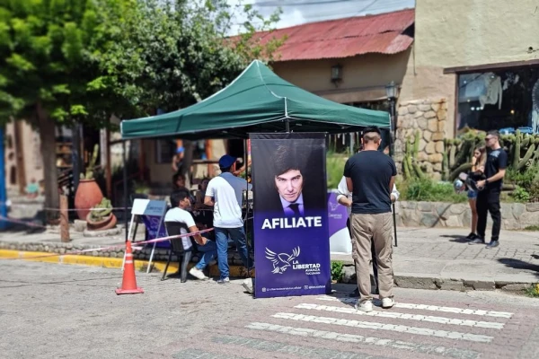 La Libertad Avanza en Tucumán buscan afiliados en Tafí del Valle