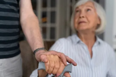 ¿El alzheimer se hereda? Un estudio destaca el rol de los antecedentes maternos en el riesgo