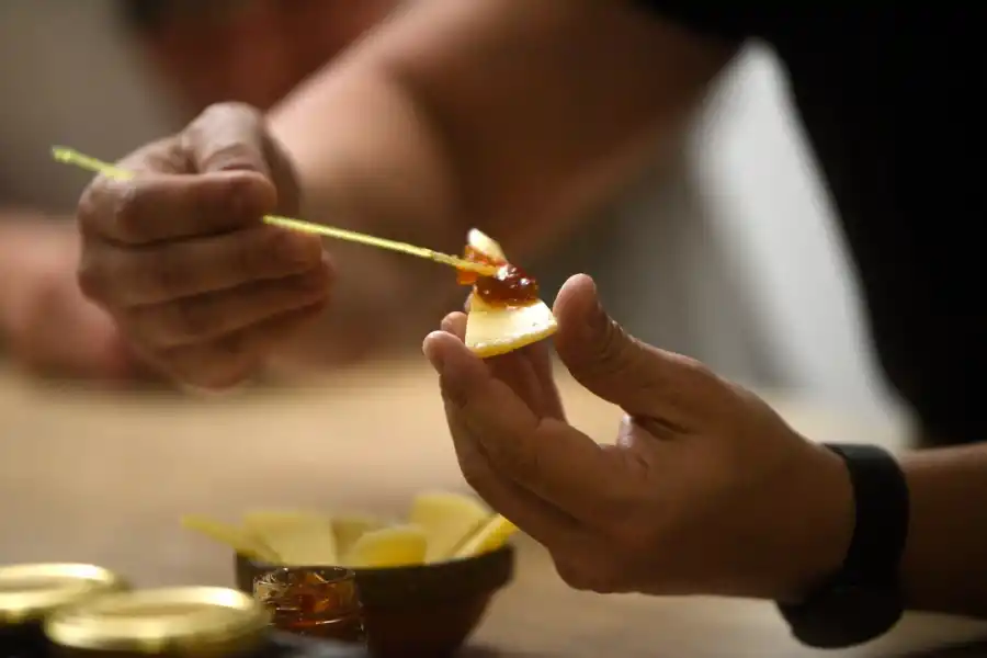 LA EXPERIENCIA. Cada uno de sus salsas cuenta una historia propia.