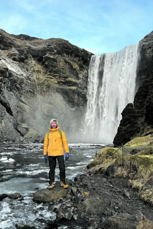 PAISAJE DE FANTASÍA. Una de las mejores fotos que tomó Carlos mientras hacía su viaje por Islandia, cazando auroras boreales.