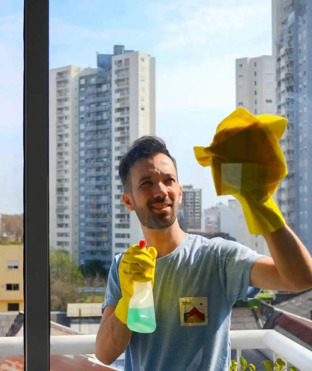 El amo de casa que conquistó un lugar que era tradicionalmente de mujeres