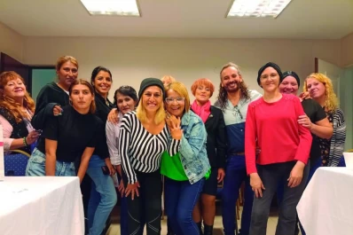 Más que estética: el maquillaje terapéutico, un aliado en la batalla contra el cáncer