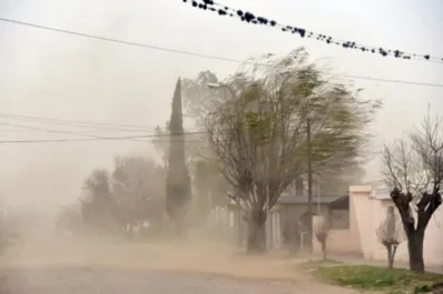 Seis provincias se encuentran bajo alerta amarilla por fuertes tormentas: ¿cuáles son?