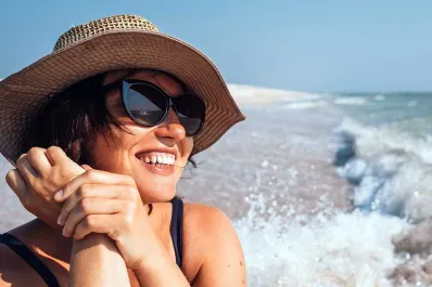 La manera en que el verano también afecta a tus dientes: ¿cómo cuidar la salud bucal en esta época?