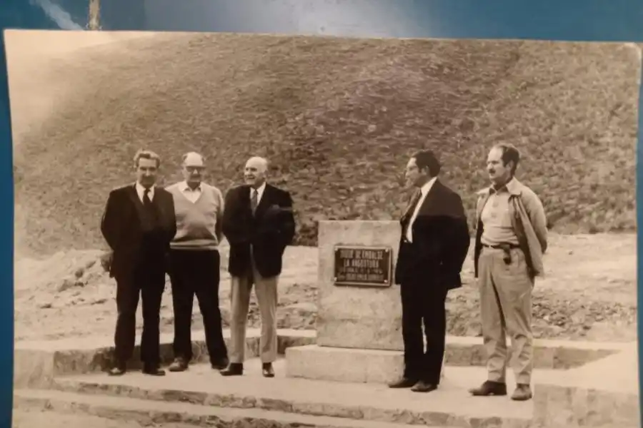 REGISTRO EN EL VALLE. La foto es de 1973, previa al inicio del trabajo.  LA GACETA/ARCHIVO   