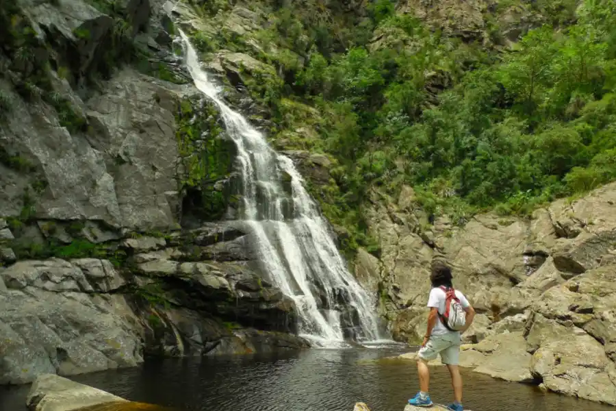 LA CASCADA. En Tanti se encuentra una de las caídas de agua más altas de la Argentina. / MUNICIPALIDAD DE TANTI