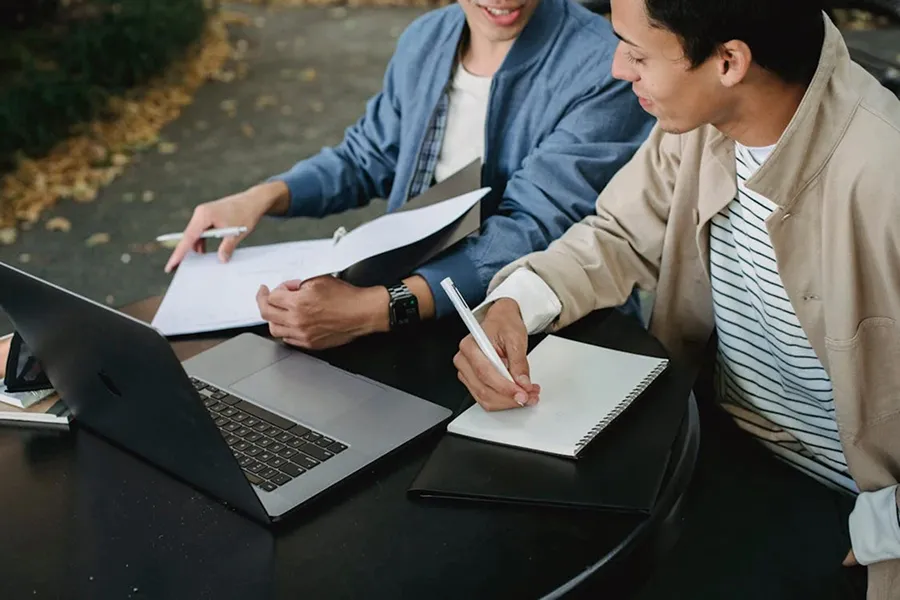 PARA TODO EL MUNDO. El Banco Santander, en conjunto con Coursera, ofrecen plazas para cursos un línea. / PEXELS