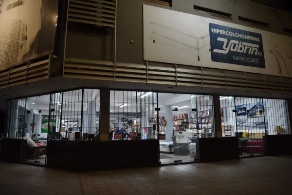 Juan Manuel Costilla celebró con emoción su premio de $120.000 en Yubrin