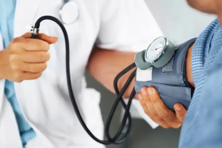 Qué es la dieta DASH, que ayuda a bajar la presión arterial