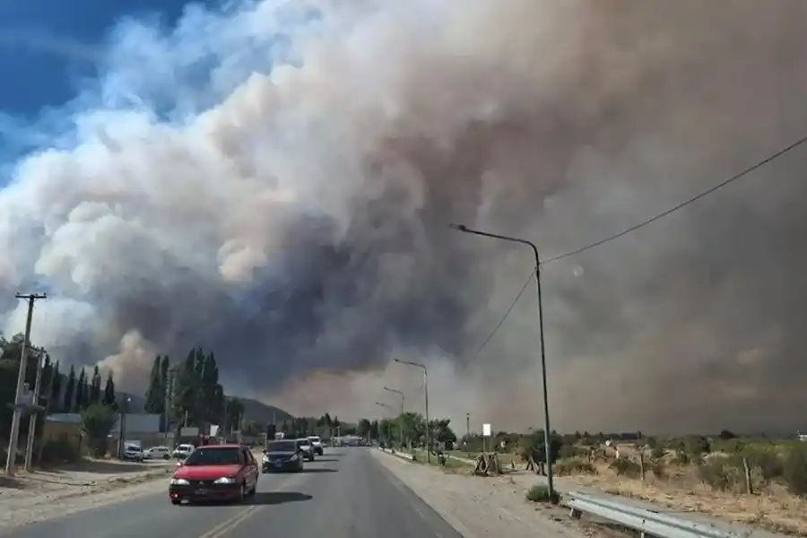 Ingresó un nuevo proyecto de ley al Congreso por los incendios generados en El Bolsón.