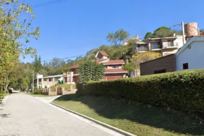 Córdoba: un muerto y un intoxicado mientras instalaban una alfombra con pegamento