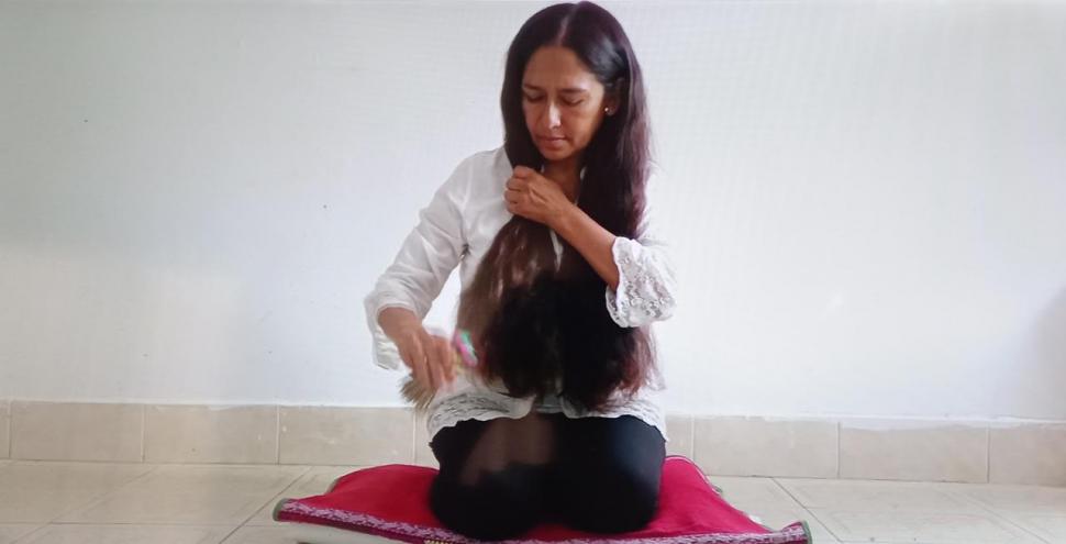“P’AMPAY PONER BAJO TIERRA, SEPULTAR”. De Eulogia Estrada Cejas.