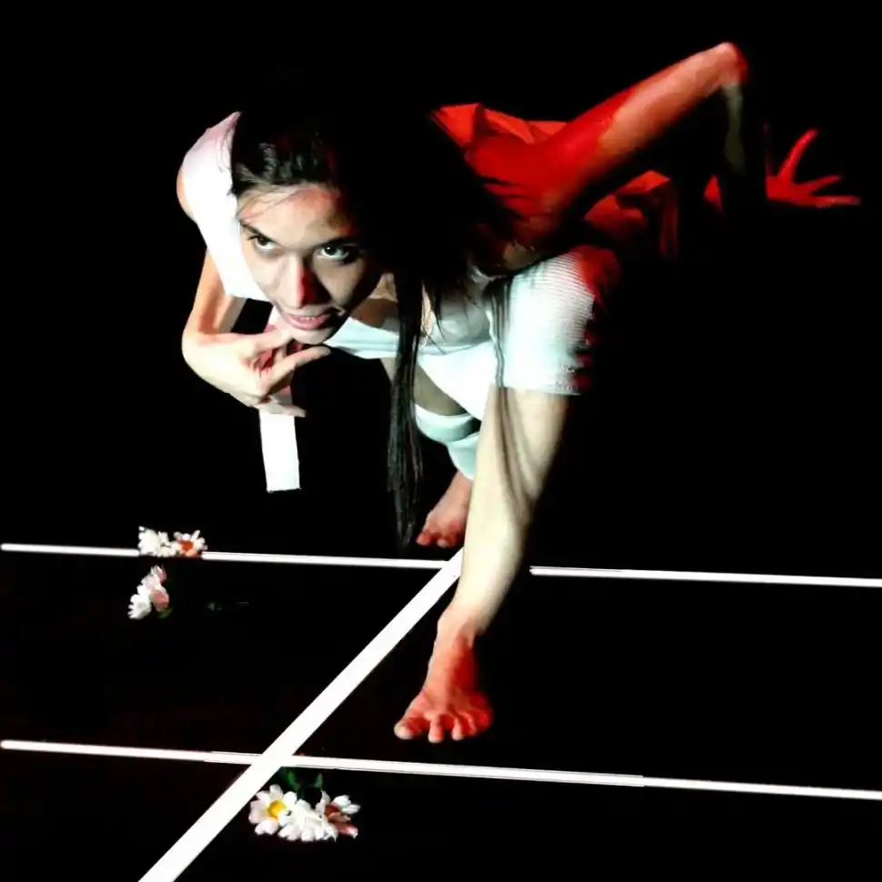 MARÍA MORALES MIY. El vínculo del cuerpo en su desplazamiento. instagram