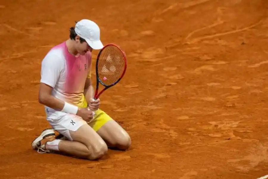 EN 2025. Fonseca terminó de rodillas su partido de cuartos de final. El brasileño tuvo que salvar varios puntos de partido ante Mariano Navone.