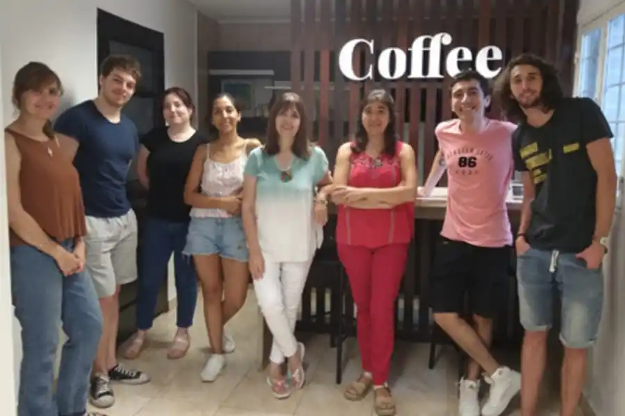 Royal English Academy: Formación de calidad, ahora en nueva sede